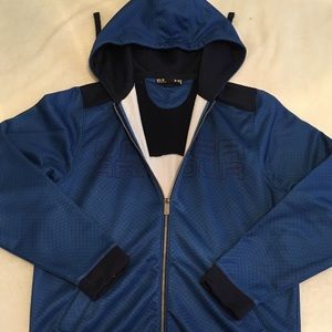 Under Armor sweatshirt